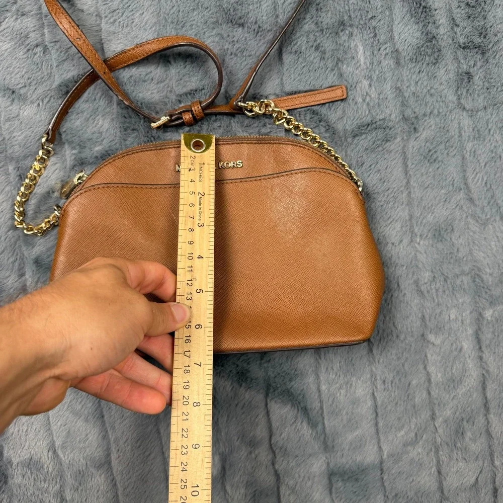 Michael Kors Cindy Dome Crossbody Bag Tan Acorn Saffiano Leather Gold Chain